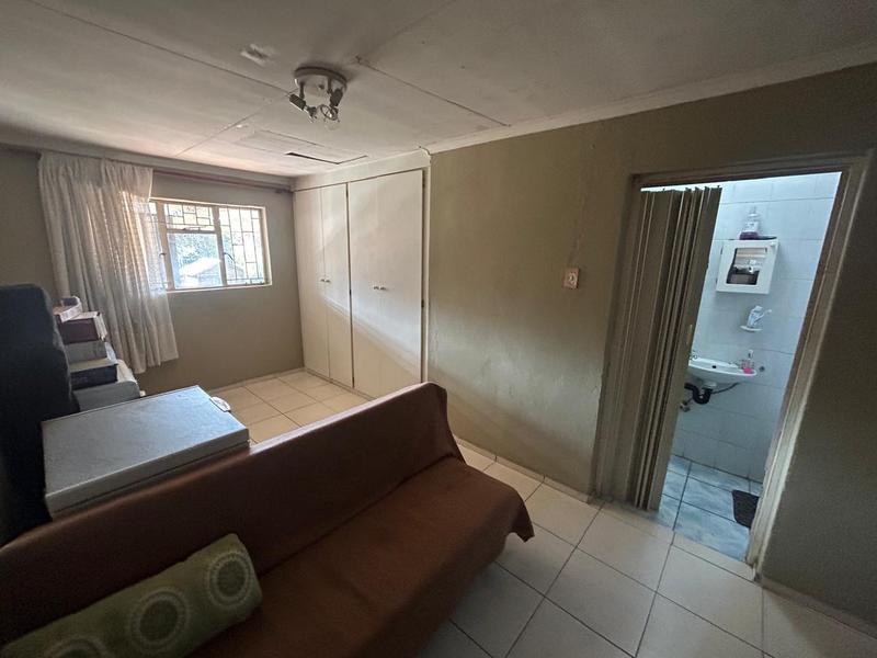 4 Bedroom Property for Sale in Heuweloord Gauteng