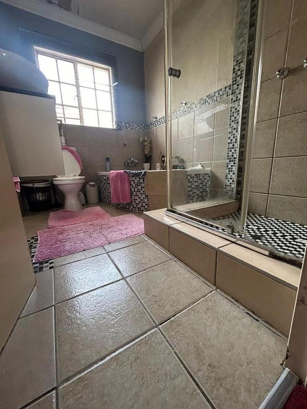 3 Bedroom Property for Sale in Olievenhoutbosch Gauteng