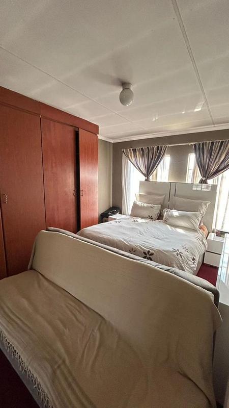 3 Bedroom Property for Sale in Olievenhoutbosch Gauteng