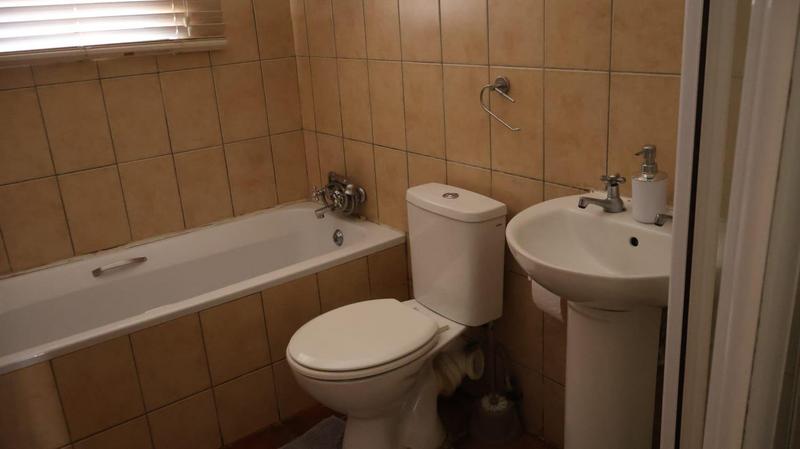 2 Bedroom Property for Sale in Gezina Gauteng