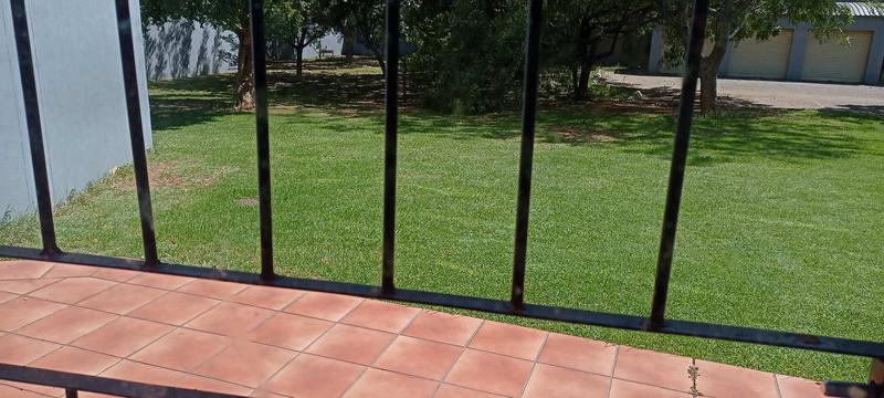 2 Bedroom Property for Sale in Menlyn Gauteng