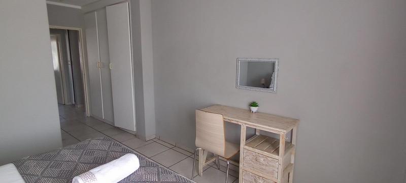 2 Bedroom Property for Sale in Menlyn Gauteng