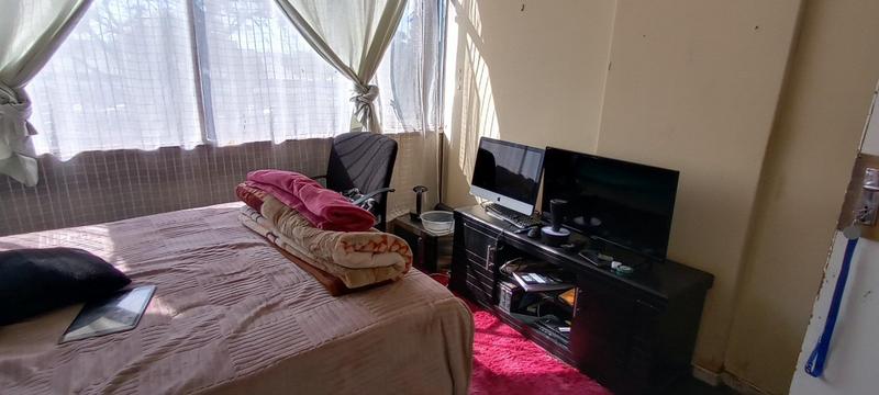 1 Bedroom Property for Sale in Muckleneuk Gauteng