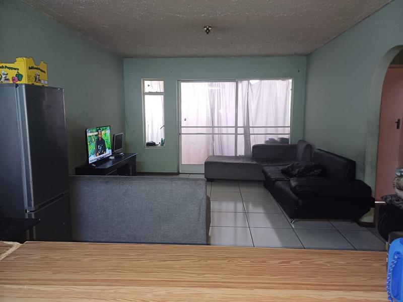 2 Bedroom Property for Sale in Sunnyside Gauteng