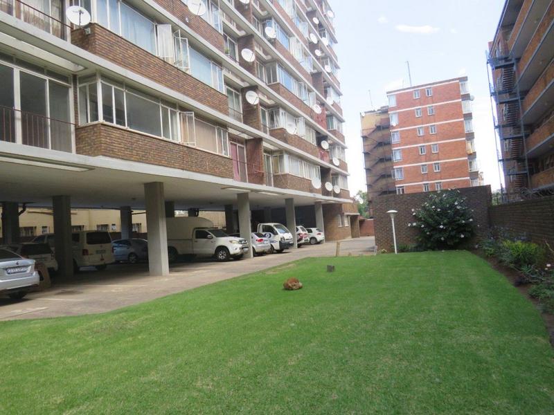 1 Bedroom Property for Sale in Sunnyside Gauteng