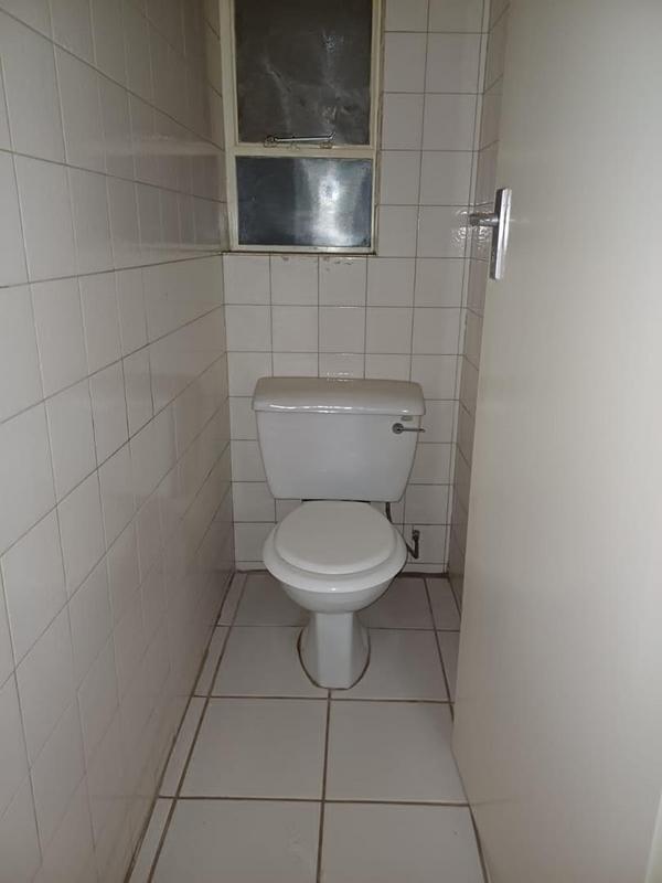 2 Bedroom Property for Sale in Sunnyside Gauteng