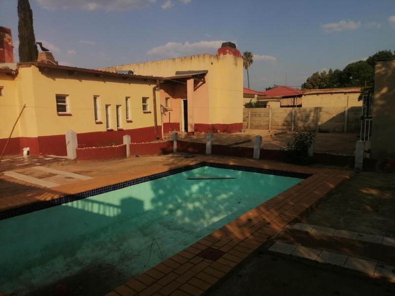 7 Bedroom Property for Sale in Westonaria Gauteng