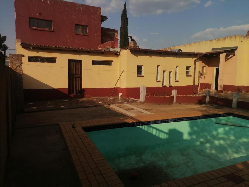 7 Bedroom Property for Sale in Westonaria Gauteng