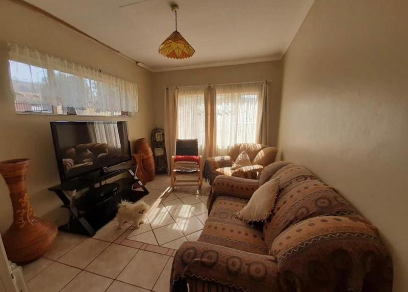 5 Bedroom Property for Sale in Danville Gauteng