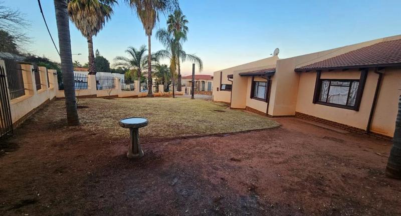 5 Bedroom Property for Sale in Danville Gauteng