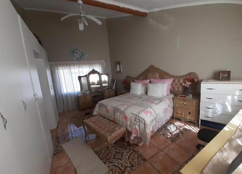 5 Bedroom Property for Sale in Danville Gauteng