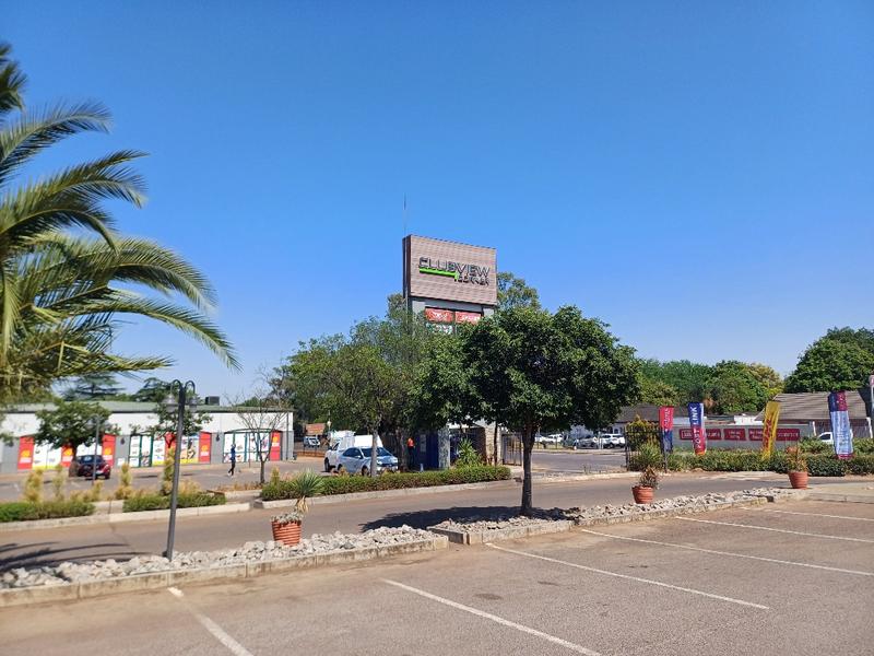 To Let commercial Property for Rent in Clubview Gauteng