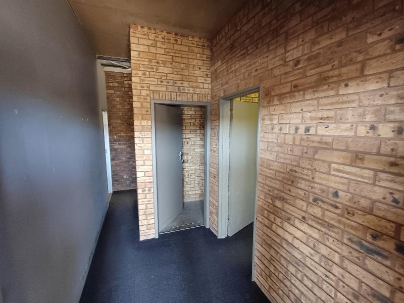 To Let commercial Property for Rent in Hennops Park Industrial Gauteng