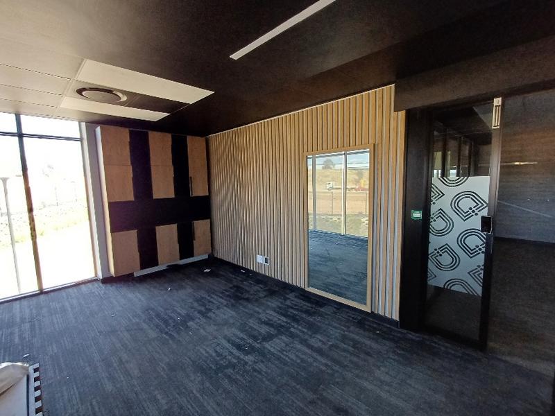 To Let commercial Property for Rent in Louwlardia Gauteng