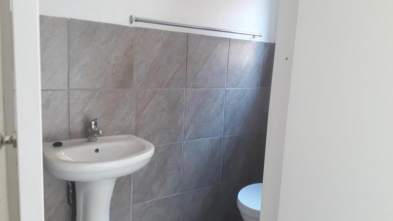 To Let 3 Bedroom Property for Rent in Groblerpark Gauteng