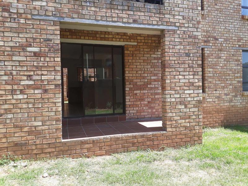 2 Bedroom Property for Sale in Groblerpark Gauteng