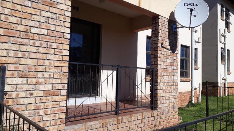 2 Bedroom Property for Sale in Lindhaven Gauteng