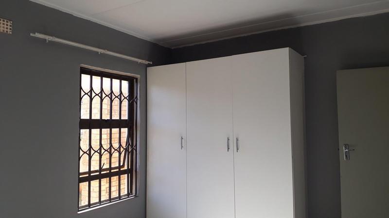 2 Bedroom Property for Sale in Lindhaven Gauteng