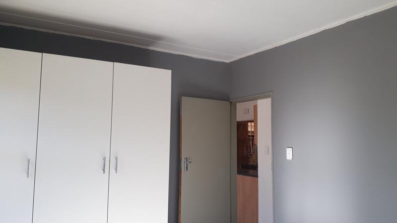 2 Bedroom Property for Sale in Lindhaven Gauteng