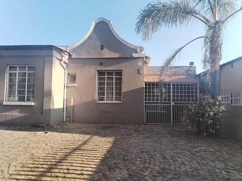 12 Bedroom Property for Sale in Krugersdorp Gauteng