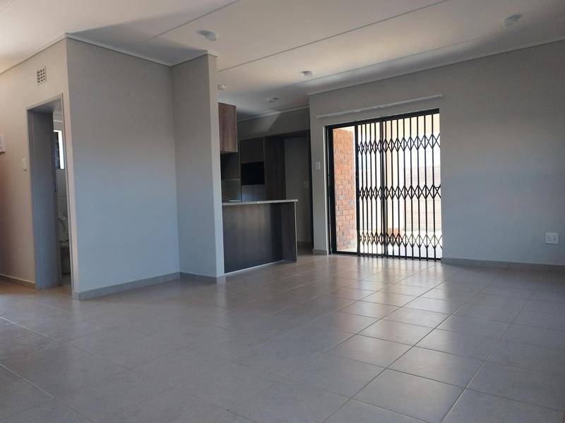 To Let 4 Bedroom Property for Rent in Albertsdal Gauteng