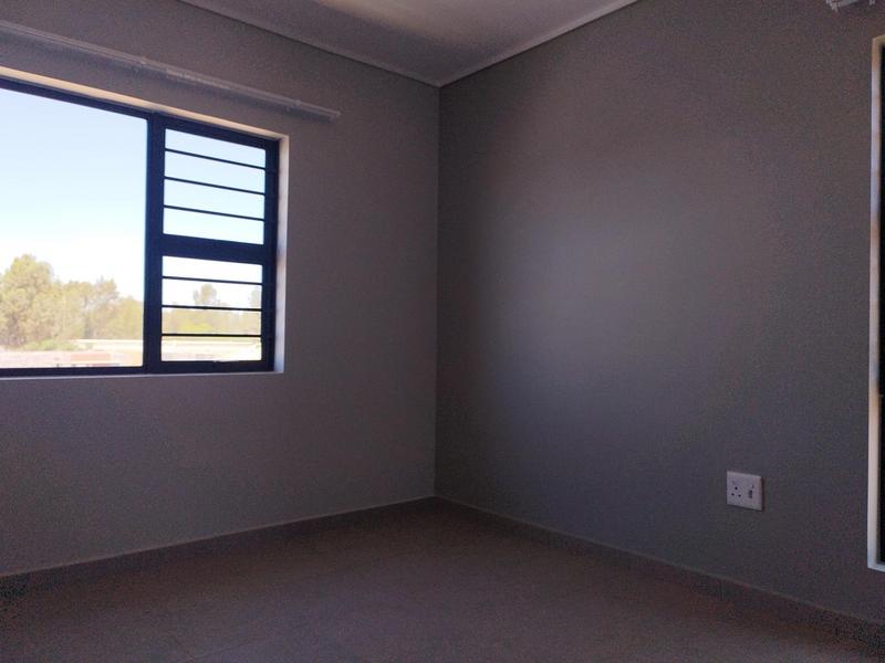 To Let 4 Bedroom Property for Rent in Albertsdal Gauteng