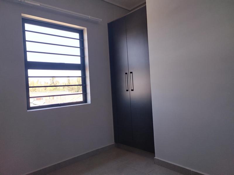 To Let 4 Bedroom Property for Rent in Albertsdal Gauteng