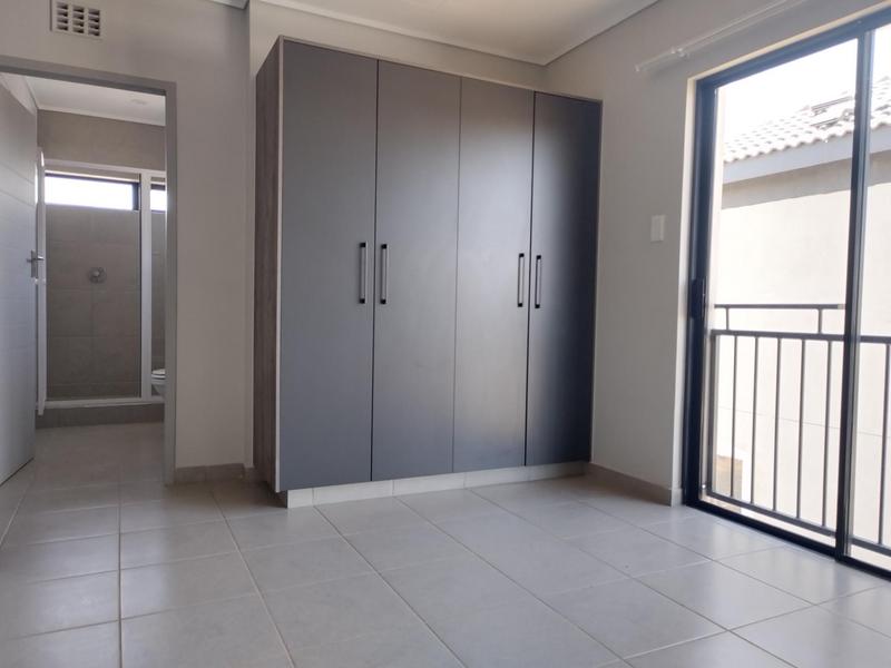 To Let 4 Bedroom Property for Rent in Albertsdal Gauteng