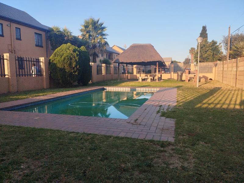 3 Bedroom Property for Sale in Albemarle Gauteng