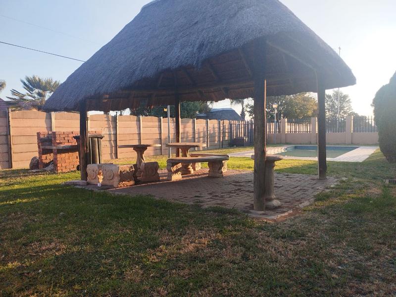 3 Bedroom Property for Sale in Albemarle Gauteng