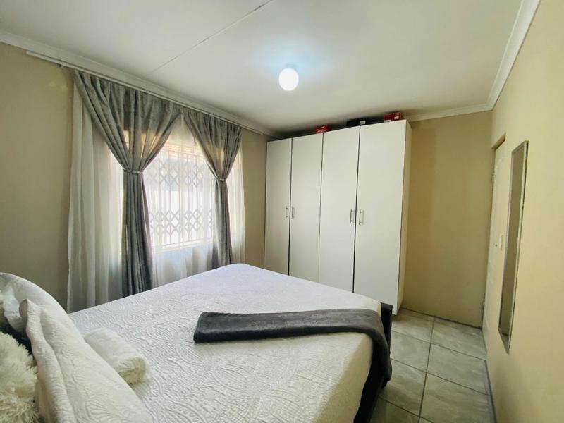 2 Bedroom Property for Sale in Buhle Park Gauteng