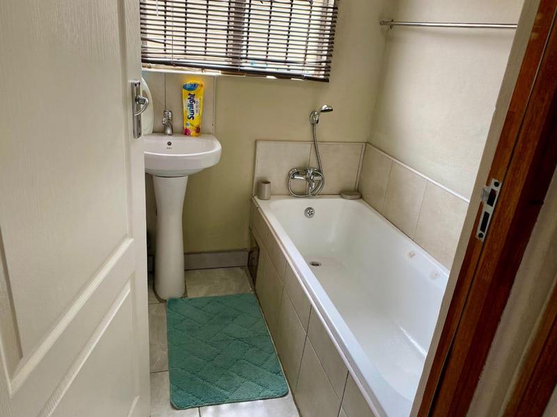 2 Bedroom Property for Sale in Buhle Park Gauteng