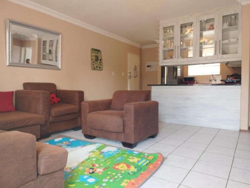 2 Bedroom Property for Sale in Ridgeway A Gauteng