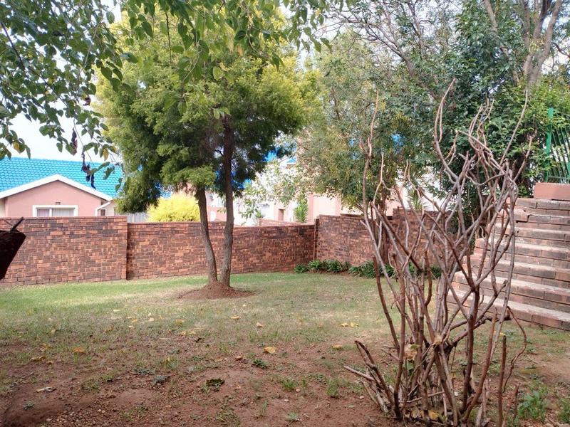 3 Bedroom Property for Sale in Winchester Hills Ext 3 Gauteng