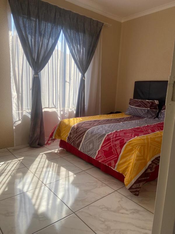 2 Bedroom Property for Sale in Protea Glen Gauteng