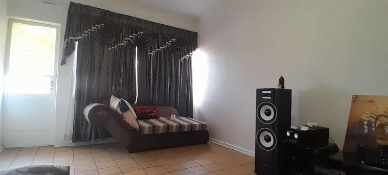 1 Bedroom Property for Sale in Vereeniging Gauteng