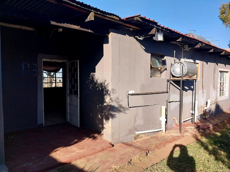 18 Bedroom Property for Sale in Westonaria Gauteng