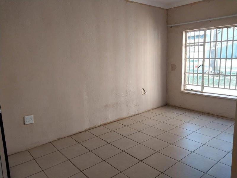 18 Bedroom Property for Sale in Westonaria Gauteng