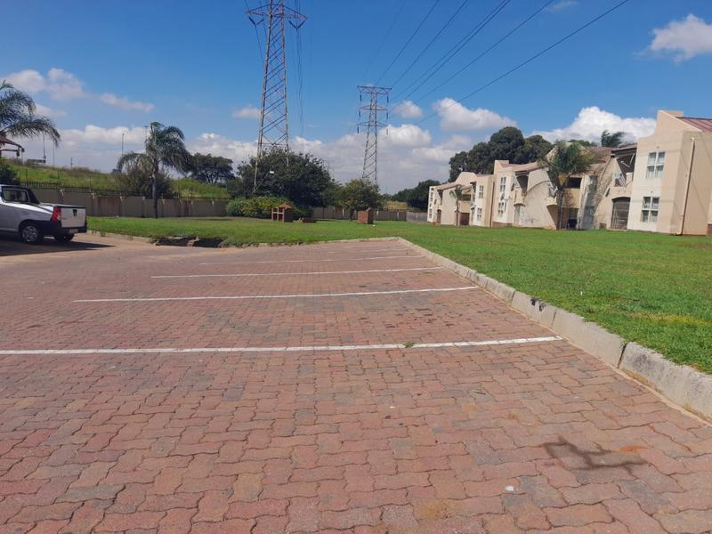 2 Bedroom Property for Sale in Meredale Ext 4 Gauteng