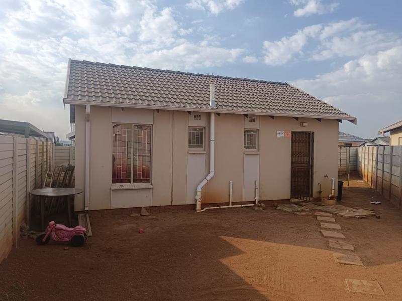 2 Bedroom Property for Sale in Sky City Gauteng