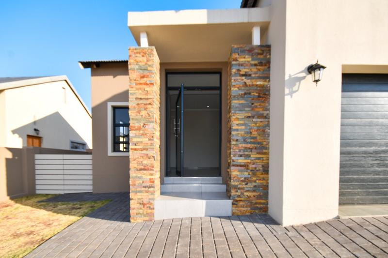 3 Bedroom Property for Sale in Golden Fields Estate Gauteng