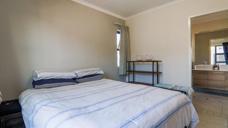 2 Bedroom Property for Sale in Golden Fields Estate Gauteng