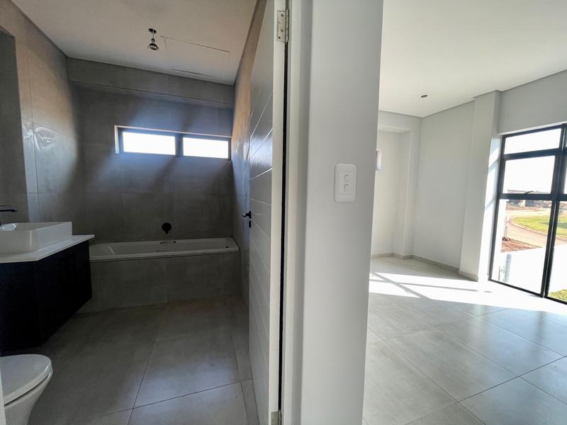 4 Bedroom Property for Sale in Midstream Estate Gauteng