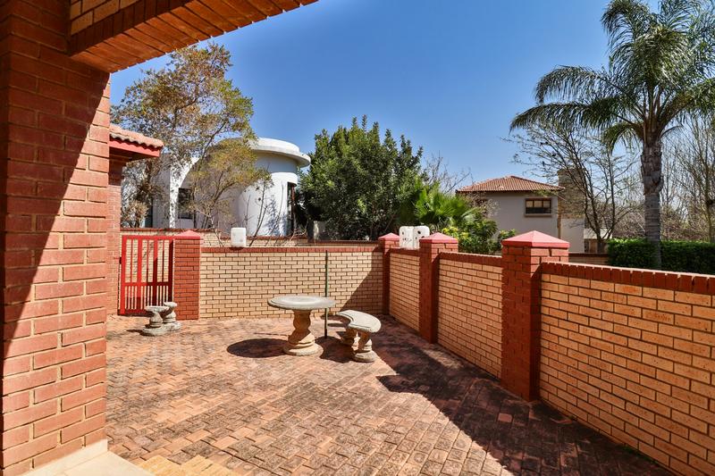 5 Bedroom Property for Sale in Midstream Estate Gauteng