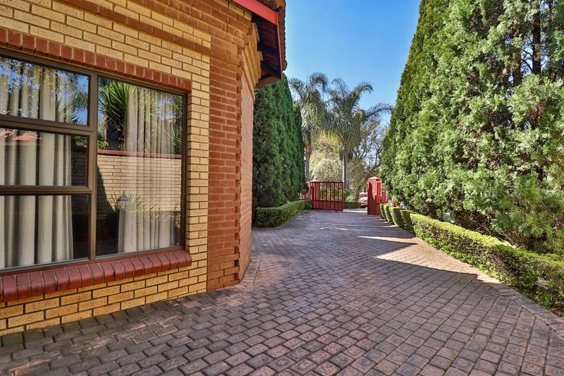 5 Bedroom Property for Sale in Midstream Estate Gauteng