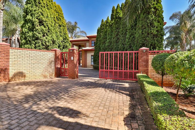 5 Bedroom Property for Sale in Midstream Estate Gauteng