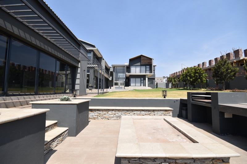 5 Bedroom Property for Sale in Midstream Estate Gauteng