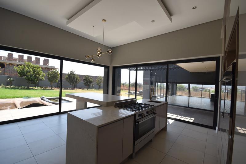 5 Bedroom Property for Sale in Midstream Estate Gauteng