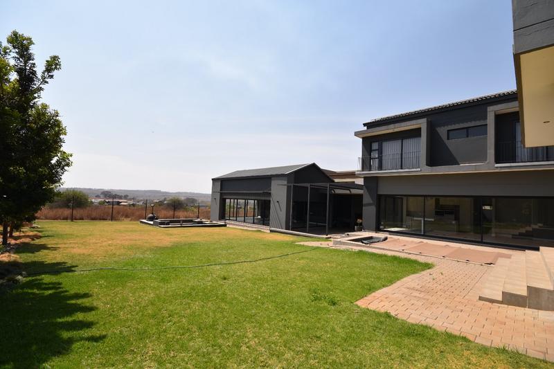 5 Bedroom Property for Sale in Midstream Estate Gauteng