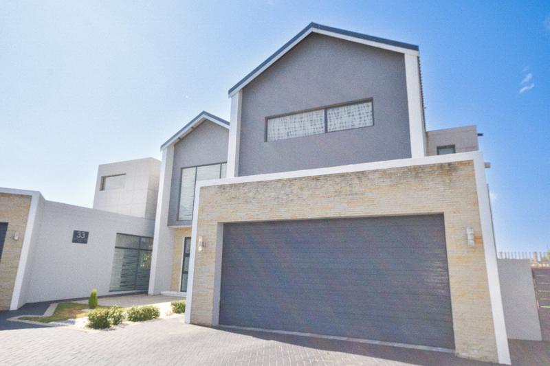 4 Bedroom Property for Sale in Midstream Estate Gauteng